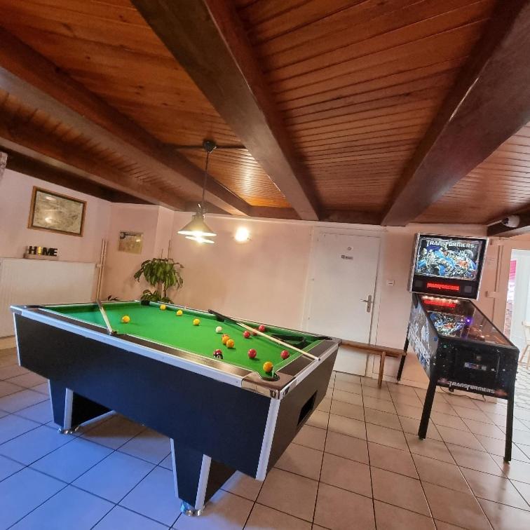 Gite Myrtille 2 A 6 Personnes Avec Spa Et Salle De Jeux Dans La Residence Ventron Ngoại thất bức ảnh